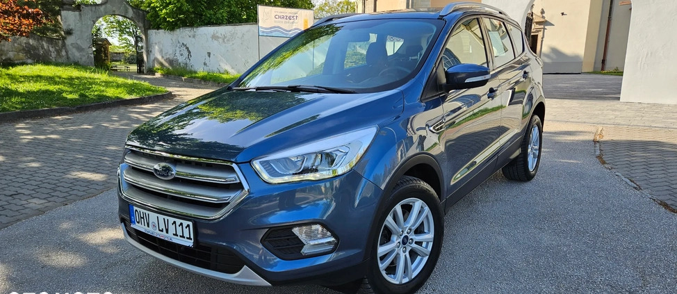 Ford Kuga cena 69999 przebieg: 144100, rok produkcji 2019 z Chrzanów małe 562